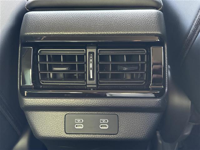 アコード e:HEV Hondaコネクトディスプレー(フルセグテレビ・FM・AM・BT)ETC2.0 クルーズコントロール 前席パワーシート 全席シートヒーター ブラインドスポットモニター 純正フロアマット(29枚目)