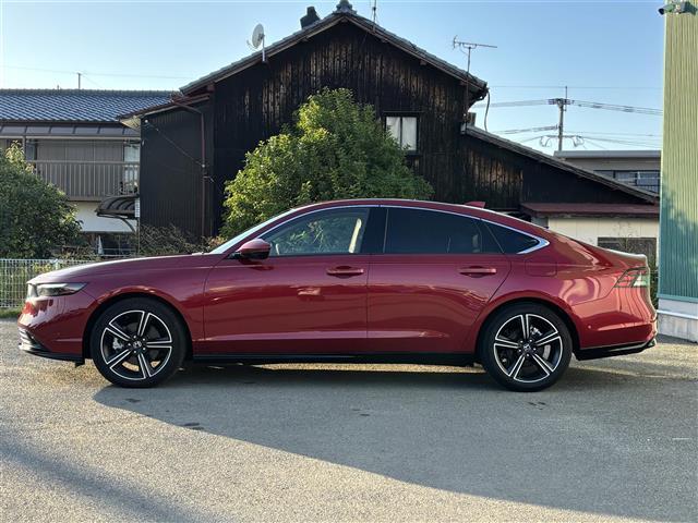 アコード e:HEV Hondaコネクトディスプレー(フルセグテレビ・FM・AM・BT)ETC2.0 クルーズコントロール 前席パワーシート 全席シートヒーター ブラインドスポットモニター 純正フロアマット(35枚目)