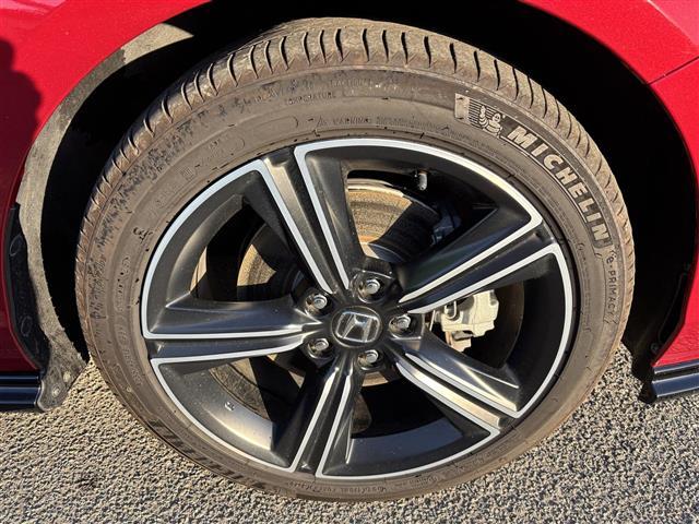 アコード e:HEV Hondaコネクトディスプレー(フルセグテレビ・FM・AM・BT)ETC2.0 クルーズコントロール 前席パワーシート 全席シートヒーター ブラインドスポットモニター 純正フロアマット(41枚目)