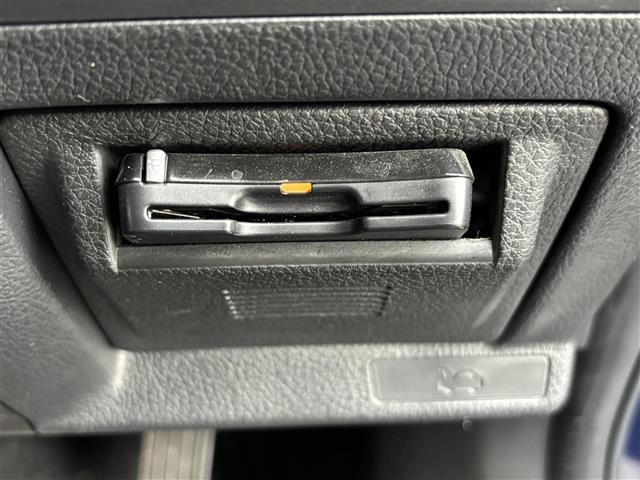 レヴォーグ 1.6GT-Sアイサイト ☆4WD☆アイサイト☆社外ナビ(BT/フルセグ/DISC/AM/FM)☆Bカメラ☆レーダークルーズコントロール☆LEDヘッドライト☆オートライト☆D席パワーシート☆純正18インチAW(15枚目)