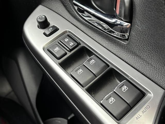 レヴォーグ 1.6GT-Sアイサイト ☆4WD☆アイサイト☆社外ナビ(BT/フルセグ/DISC/AM/FM)☆Bカメラ☆レーダークルーズコントロール☆LEDヘッドライト☆オートライト☆D席パワーシート☆純正18インチAW(16枚目)