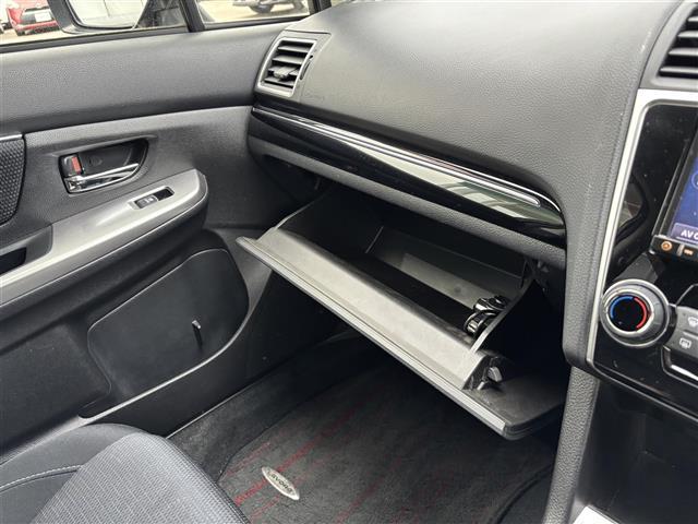 レヴォーグ 1.6GT-Sアイサイト ☆4WD☆アイサイト☆社外ナビ(BT/フルセグ/DISC/AM/FM)☆Bカメラ☆レーダークルーズコントロール☆LEDヘッドライト☆オートライト☆D席パワーシート☆純正18インチAW(22枚目)