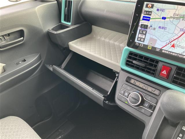 タント X ☆純正ナビ(BT/フルセグ/DISC/AM/FM/SD/SDREC)☆アラウンドビューモニター☆Bカメラ☆フロントカメラ☆サイドカメラ☆片側パワースライドドア☆LEDヘッドライト☆オートライト(18枚目)