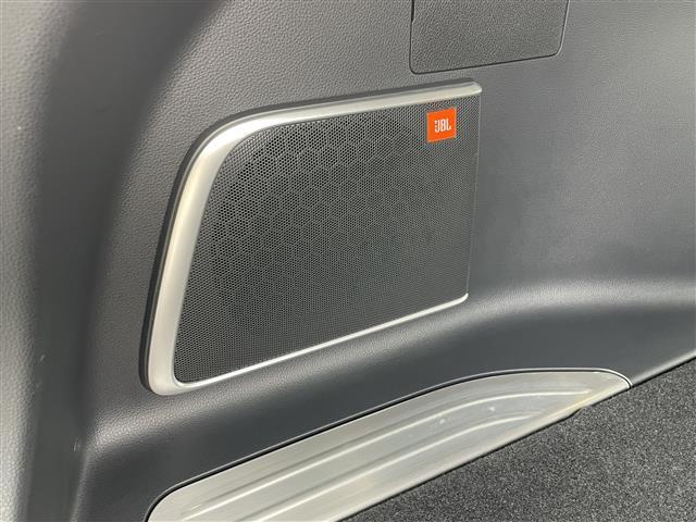 ハリアー Ｚ　レザーパッケージ　☆モデリスタエアロ☆ＪＢＬプレミアムサウンドシステム☆純正ナビ（ＢＴ／フルセグ）☆Ｂカメラ☆電動リアゲート☆レーダークルーズコントロール☆ＬＥＤヘッドライト☆オートマチックハイビーム（3枚目）