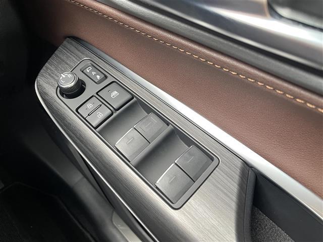 ハリアー Ｚ　レザーパッケージ　☆モデリスタエアロ☆ＪＢＬプレミアムサウンドシステム☆純正ナビ（ＢＴ／フルセグ）☆Ｂカメラ☆電動リアゲート☆レーダークルーズコントロール☆ＬＥＤヘッドライト☆オートマチックハイビーム（17枚目）