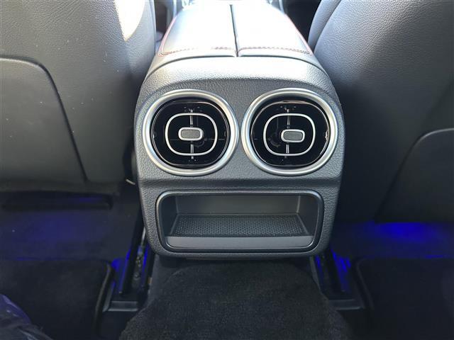 店頭在庫以外にも全国約４万台※の在庫から、ぴったりな１台をご提案します！※２０２３年１０月現在の在庫台数です。売約済の可能性があります。