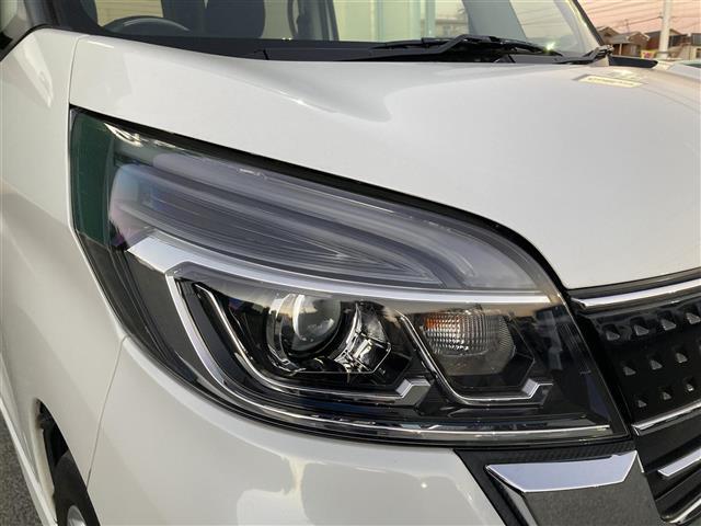 デイズルークス ハイウェイスター　Ｘターボ　純正ナビ（フルセグＴＶ・ＣＤ・ＤＶＤ・ＦＭ・ＡＭ・ＢＴ）片側パワースライドドア　ＥＴＣ　プッシュスタート　スマートキー　純正フロアマット　ドアバイザー（5枚目）