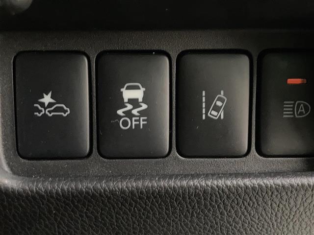 デイズルークス ハイウェイスター　Ｘターボ　純正ナビ（フルセグＴＶ・ＣＤ・ＤＶＤ・ＦＭ・ＡＭ・ＢＴ）片側パワースライドドア　ＥＴＣ　プッシュスタート　スマートキー　純正フロアマット　ドアバイザー（38枚目）