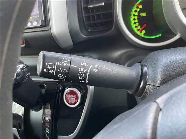 N-BOX G SSパッケージ ワンオーナー 両側電動スライドドア 純正AW 純正アルミホイール カロッツェリアナビ BT フルセグTV ベンチシート 横滑り防止 スマートキー アイドリングストップ iPod AUX(9枚目)