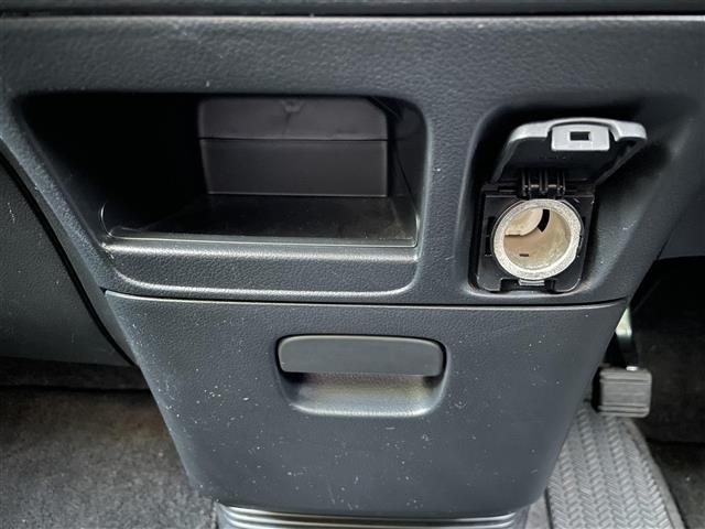 N-BOX G SSパッケージ ワンオーナー 両側電動スライドドア 純正AW 純正アルミホイール カロッツェリアナビ BT フルセグTV ベンチシート 横滑り防止 スマートキー アイドリングストップ iPod AUX(13枚目)