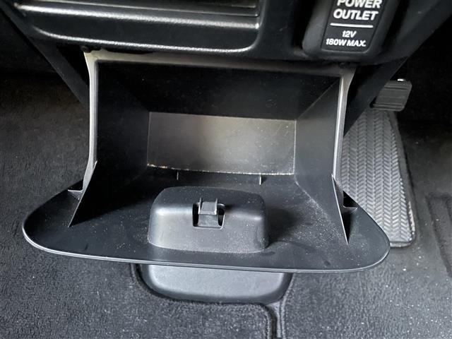 N-BOX G SSパッケージ ワンオーナー 両側電動スライドドア 純正AW 純正アルミホイール カロッツェリアナビ BT フルセグTV ベンチシート 横滑り防止 スマートキー アイドリングストップ iPod AUX(21枚目)