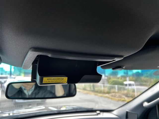 エクスプローラー ＸＬＴ　エコブースト　純正ナビ　純正ＡＷ　純正フロアマット　ＥＴＣ　クルーズコントロール　レザーシート　パワーシート　シートヒーター　サンルーフ　フロントカメラ　バックカメラ　リモコンキー　ＬＥＤオートライト（18枚目）