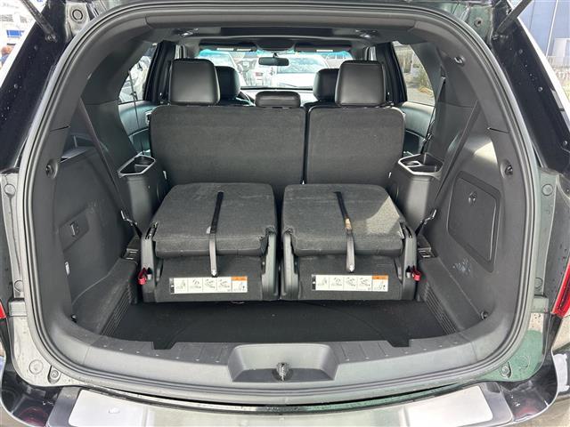 エクスプローラー ＸＬＴ　エコブースト　純正ナビ　純正ＡＷ　純正フロアマット　ＥＴＣ　クルーズコントロール　レザーシート　パワーシート　シートヒーター　サンルーフ　フロントカメラ　バックカメラ　リモコンキー　ＬＥＤオートライト（32枚目）