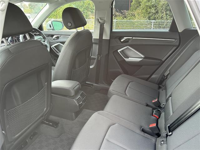 Ｑ３ ３５ＴＦＳＩアドバンスド　純正ナビ　前席パワーシート　前席シートヒーター　電動リアゲート　ＥＴＣ２．０　オートブレーキホールド　クルーズコントロール　接近警告　サイドアシスト（31枚目）