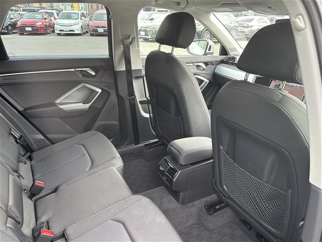 Ｑ３ ３５ＴＦＳＩアドバンスド　純正ナビ　前席パワーシート　前席シートヒーター　電動リアゲート　ＥＴＣ２．０　オートブレーキホールド　クルーズコントロール　接近警告　サイドアシスト（33枚目）