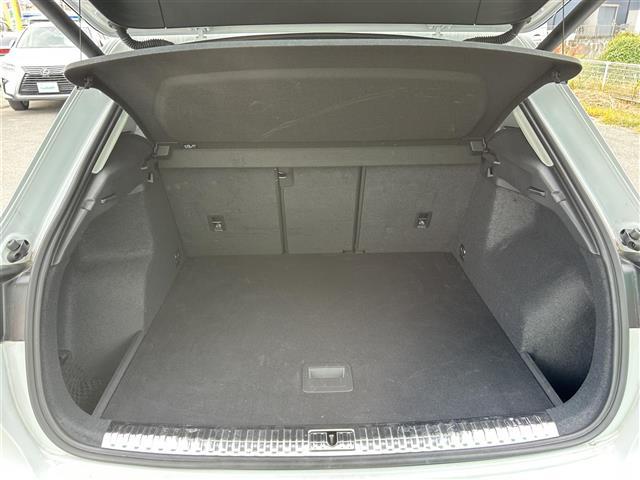 Ｑ３ ３５ＴＦＳＩアドバンスド　純正ナビ　前席パワーシート　前席シートヒーター　電動リアゲート　ＥＴＣ２．０　オートブレーキホールド　クルーズコントロール　接近警告　サイドアシスト（34枚目）