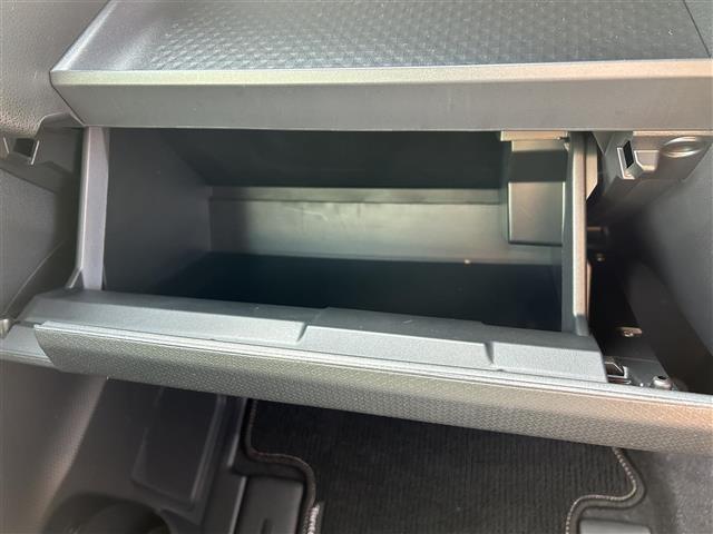 タント カスタムＸ　両側電動スライドドア　バックカメラ　ＬＥＤヘッドライト　オートライト　衝突被害軽減ブレーキ　前後コーナーセンサー　純正アルミホイール　純正フロアマット　シートヒーター　スマートキー（12枚目）