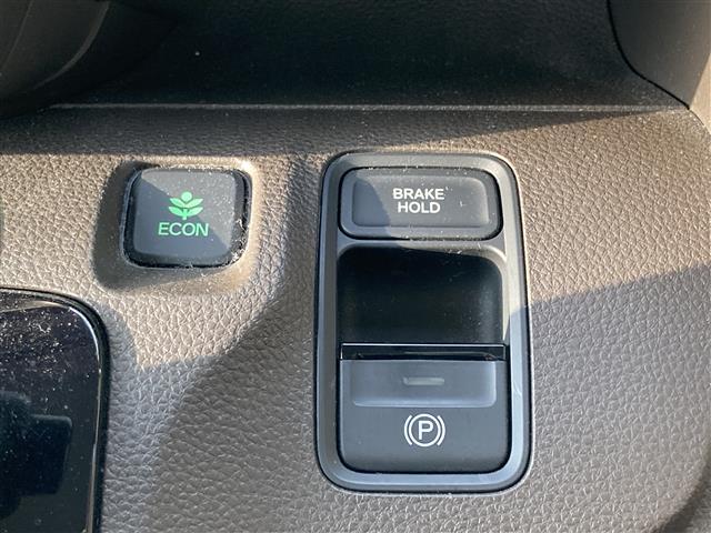 Ｎ－ＷＧＮ Ｌホンダセンシング　クルーズコントロール　衝突被害軽減ブレーキ　カーテンエアバッグ　レーンキープアシスト　横滑り防止　カーテンエアバッグ　コーナーセンサー　オートライト　純正フロアマット　スマートキー（12枚目）