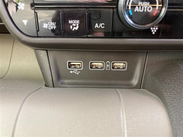 Ｎ－ＷＧＮ Ｌホンダセンシング　クルーズコントロール　衝突被害軽減ブレーキ　カーテンエアバッグ　レーンキープアシスト　横滑り防止　カーテンエアバッグ　コーナーセンサー　オートライト　純正フロアマット　スマートキー（19枚目）