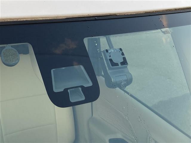 デイズルークス Ｘ　純正ＳＤナビ　フルセグＴＶ　ＢＴ　片側電動スライドドア　ＥＴＣ　前方ドラレコ　純正フロアマット　衝突被害軽減ブレーキ　横滑り防止　スマートキー　アイドリングストップ　全方位カメラ（11枚目）