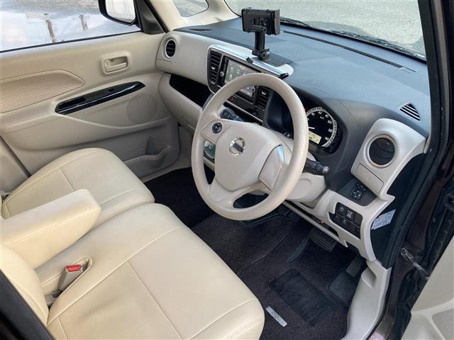 デイズルークス Ｘ　純正ＳＤナビ　フルセグＴＶ　ＢＴ　片側電動スライドドア　ＥＴＣ　前方ドラレコ　純正フロアマット　衝突被害軽減ブレーキ　横滑り防止　スマートキー　アイドリングストップ　全方位カメラ（15枚目）