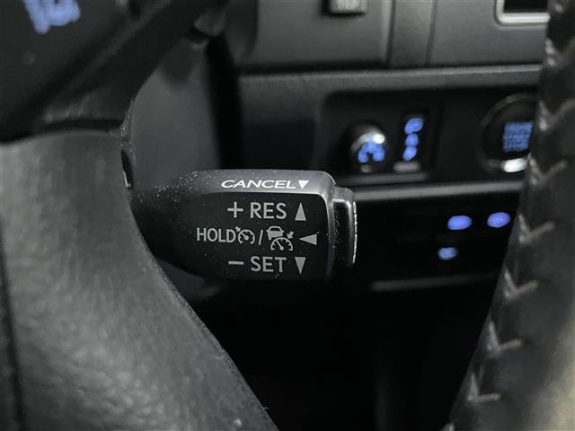 ランドクルーザープラド ＴＸ　Ｌパッケージ・ブラックエディション　サンルーフ　衝突被害軽減ブレーキ　ＬＥＤオートライト　クルーズコントロール　ＥＴＣ２．０　全方位カメラ　ＢＴ　レザーシート　純正ＡＷ　純正フロアマット　パワーシート　前後コーナーセンサー　シートヒータ（13枚目）