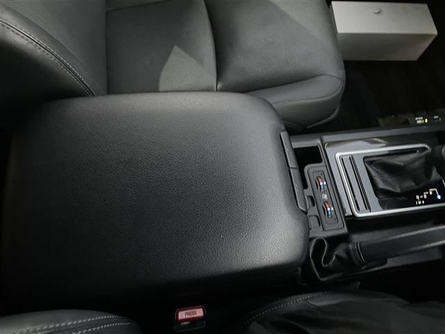 ランドクルーザープラド ＴＸ　Ｌパッケージ・ブラックエディション　サンルーフ　衝突被害軽減ブレーキ　ＬＥＤオートライト　クルーズコントロール　ＥＴＣ２．０　全方位カメラ　ＢＴ　レザーシート　純正ＡＷ　純正フロアマット　パワーシート　前後コーナーセンサー　シートヒータ（18枚目）