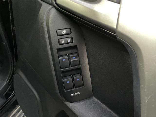 ランドクルーザープラド ＴＸ　Ｌパッケージ・ブラックエディション　サンルーフ　衝突被害軽減ブレーキ　ＬＥＤオートライト　クルーズコントロール　ＥＴＣ２．０　全方位カメラ　ＢＴ　レザーシート　純正ＡＷ　純正フロアマット　パワーシート　前後コーナーセンサー　シートヒータ（25枚目）