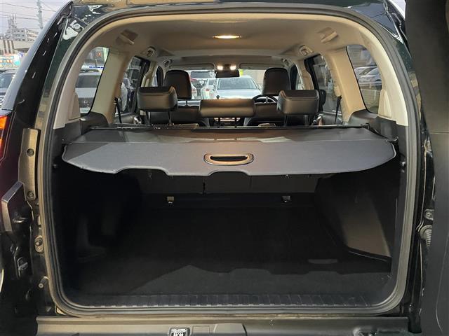 ランドクルーザープラド ＴＸ　Ｌパッケージ・ブラックエディション　サンルーフ　衝突被害軽減ブレーキ　ＬＥＤオートライト　クルーズコントロール　ＥＴＣ２．０　全方位カメラ　ＢＴ　レザーシート　純正ＡＷ　純正フロアマット　パワーシート　前後コーナーセンサー　シートヒータ（34枚目）