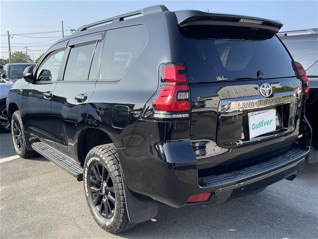 ランドクルーザープラド ＴＸ　Ｌパッケージ・ブラックエディション　サンルーフ　衝突被害軽減ブレーキ　ＬＥＤオートライト　クルーズコントロール　ＥＴＣ２．０　全方位カメラ　ＢＴ　レザーシート　純正ＡＷ　純正フロアマット　パワーシート　前後コーナーセンサー　シートヒータ（43枚目）