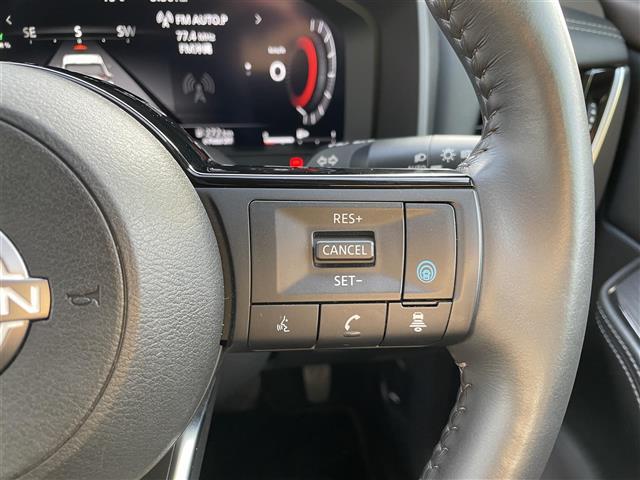 エクストレイル Ｘ　ｅ－４ＯＲＣＥ　☆プロパイロット☆純正ディスプレイオーディオ（ＢＴ／フルセグ）☆アラウンドビューモニター☆Ｂカメラ☆フロントカメラ☆サイドカメラ☆ＬＥＤヘッドライト☆オートライト☆Ｄ席パワーシート（7枚目）