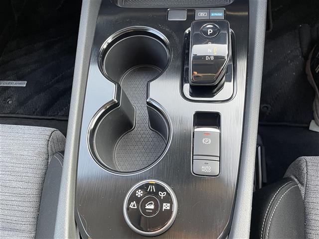 エクストレイル Ｘ　ｅ－４ＯＲＣＥ　☆プロパイロット☆純正ディスプレイオーディオ（ＢＴ／フルセグ）☆アラウンドビューモニター☆Ｂカメラ☆フロントカメラ☆サイドカメラ☆ＬＥＤヘッドライト☆オートライト☆Ｄ席パワーシート（16枚目）