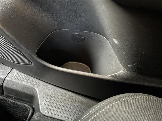 エクストレイル Ｘ　ｅ－４ＯＲＣＥ　☆プロパイロット☆純正ディスプレイオーディオ（ＢＴ／フルセグ）☆アラウンドビューモニター☆Ｂカメラ☆フロントカメラ☆サイドカメラ☆ＬＥＤヘッドライト☆オートライト☆Ｄ席パワーシート（21枚目）