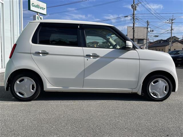 N-ONE G・Lパッケージ 純正オーディオ(FM・AM・CD・BT)バックカメラ プッシュスタート スマートキー 純正フロアマット ドアバイザー サイドカーテンエアバッグ オートライト(10枚目)