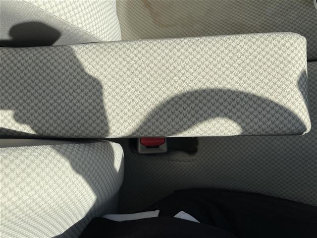 N-ONE G・Lパッケージ 純正オーディオ(FM・AM・CD・BT)バックカメラ プッシュスタート スマートキー 純正フロアマット ドアバイザー サイドカーテンエアバッグ オートライト(37枚目)