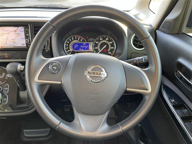 デイズルークス ハイウェイスター　Ｘターボ　純正ナビ（フルセグＴＶ・ＣＤ・ＤＶＤ・ＦＭ・ＡＭ・ＢＴ）全方位カメラ　ＥＴＣ　プッシュスタート　コーナーセンサー前後　片側パワースライドドア　スマートキー　純正フロアマット（34枚目）