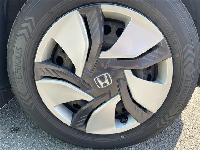 フィットハイブリッド Lパッケージ ビルトインETC バックカメラ SDナビ BT ワンセグTV オートライト 衝突被害軽減ブレーキ 横滑り防止 ハーフレザーシート スマートキー アイドリングストップ(41枚目)