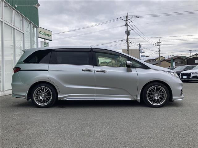 オデッセイ アブソルート・ホンダセンシング　ホンダセンシングコーナーセンサードラレコレーンキープアシストバックカメラアラウンドビューカメラＳＤナビＢＴフルセグＴＶＥＴＣ２．０　ＵＳＢ端子（37枚目）