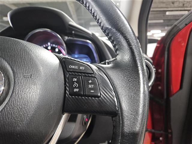 デミオ XDツーリング 禁煙車 バックカメラ クルコン 前後パーキングセンサー エマブレ 前後誤発進抑制 ヘッドアップディスプレイ LEDヘッドランプ 純正ナビ フルセグテレビ CD DVD 純正16インチAW スマートキー(17枚目)