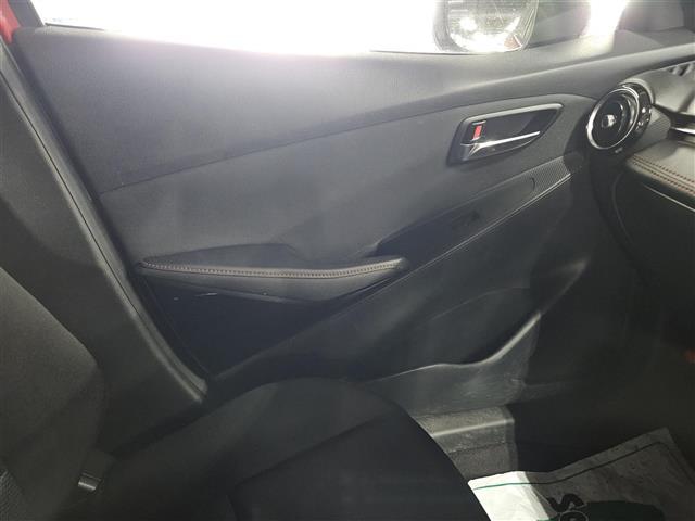 デミオ XDツーリング 禁煙車 バックカメラ クルコン 前後パーキングセンサー エマブレ 前後誤発進抑制 ヘッドアップディスプレイ LEDヘッドランプ 純正ナビ フルセグテレビ CD DVD 純正16インチAW スマートキー(22枚目)