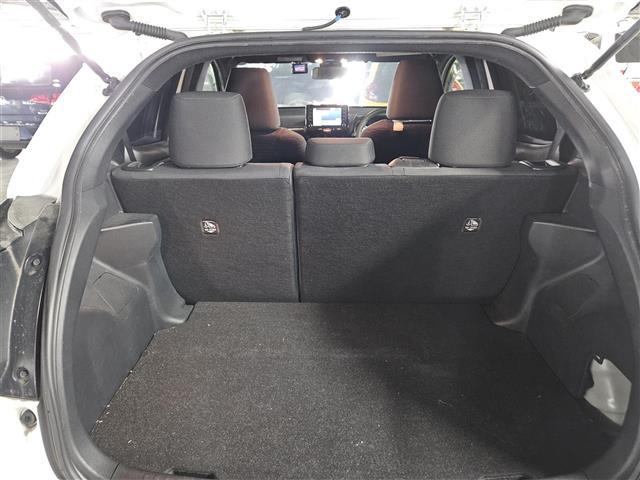 ヤリス ハイブリッドＺ　禁煙車　モデリスタフルエアロ／１５インチＡＷ　全方位カメラ　前後ドラレコ　レーダークルコン　エマブレ　レーンキープ　フルＬＥＤヘッドランプ　純正８型Ｄオーディオ　スマートキー　プッシュエンジンスタート（11枚目）