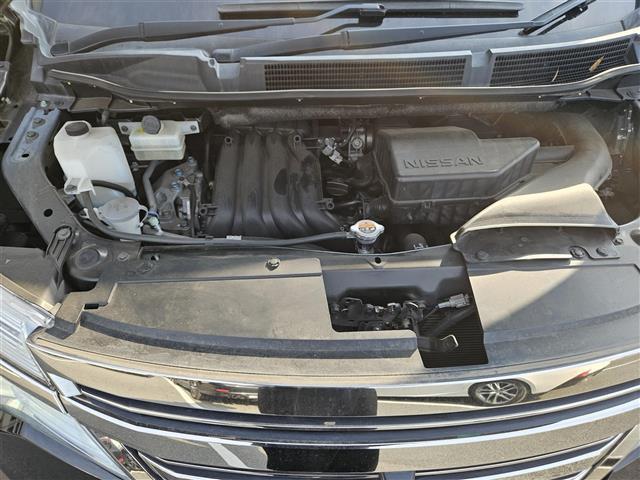 セレナ ライダーブラックラインＳ－ＨＶアドバンスドセーフティ　禁煙車　全方位モニタ　クルコン　エマブレ　車線逸脱警報　誤発進抑制　ＬＥＤヘッドランプ　純正ナビ　両側パワスラ　ビルトインＥＴＣ　ＷＡＡＣ　純正１６インチＡＷ　スマートキー　プッシュエンジンスタート（7枚目）