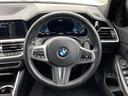 ３シリーズ ３３０ｅ　Ｍスポーツ　ワンオーナー　ハーマンカードンサウンドシステム　純正ナビ　ＢＴ　フルセグ　Ｓｐｏｔｉｆｙ　ＡＭ　ＦＭ　アラウンドビューモニター　Ｂカメラ　フロントカメラ　サイドカメラ　ＡＣＣ　ＡＨＢ　ハーフレザー（7枚目）