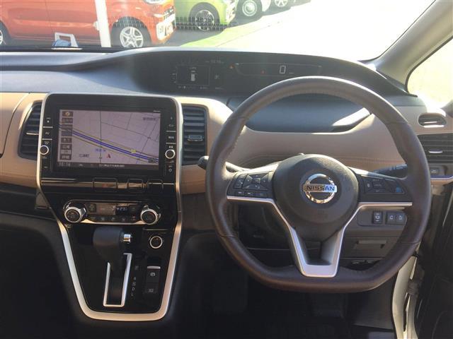 セレナ ハイウェイスターG プロパイロットエディション 純正ナビTV(3枚目)