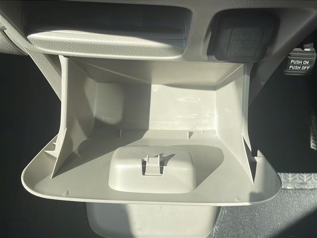 N-BOX G 純正オーディオ(WX-128CU)(AM/FM/CD)/ワンオーナー/社外13インチアルミホイール/横滑り防止装置/アイドリングストップ/両側スライドドア/スマートキー/プッシュスタート(14枚目)