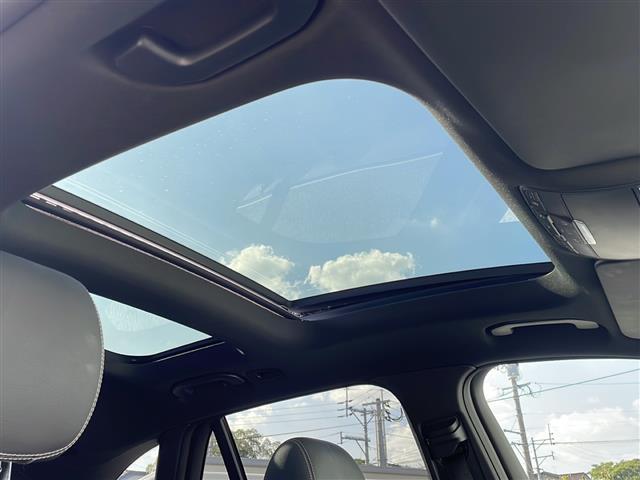 ＧＬＣ ＧＬＣ２２０ｄ　４マチックスポーツ（本革仕様）　純正メーカーオプションナビ（ＡＭ／ＦＭ／ＣＤ／ＤＶＤ／ＳＤ／ＵＳＢ／ＢＴ／フルセグ）／Ｂｕｒｍｅｓｔｅｒサウンドシステム／サンルーフ／ワンオーナー／バック＋フロント＋全方位カメラ／レーダクルコン（17枚目）