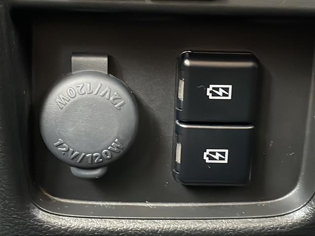 ハスラー ハイブリッドＸターボ　純正ナビ　クルーズコントロール　前席シートヒーター　ＥＴＣ　ＬＥＤヘッドライト　パドルシフト　パーキングセンサー　後席テーブル　衝突軽減ブレーキ　純正１５インチホイール　２トーンカラー（11枚目）