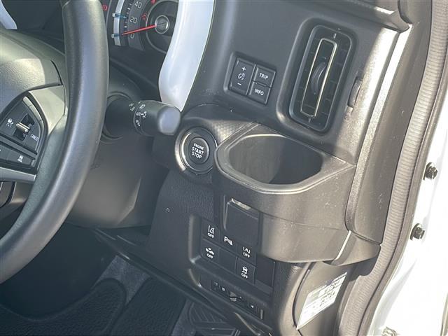 ハスラー ハイブリッドＸターボ　純正ナビ　クルーズコントロール　前席シートヒーター　ＥＴＣ　ＬＥＤヘッドライト　パドルシフト　パーキングセンサー　後席テーブル　衝突軽減ブレーキ　純正１５インチホイール　２トーンカラー（20枚目）