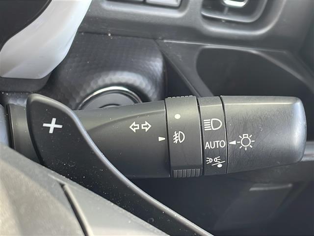 ハスラー ハイブリッドＸターボ　純正ナビ　クルーズコントロール　前席シートヒーター　ＥＴＣ　ＬＥＤヘッドライト　パドルシフト　パーキングセンサー　後席テーブル　衝突軽減ブレーキ　純正１５インチホイール　２トーンカラー（21枚目）