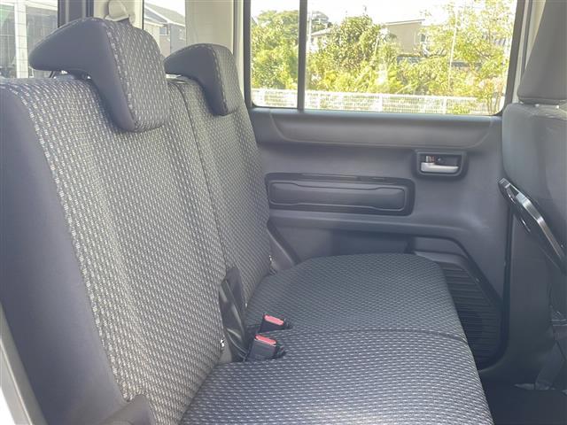 ハスラー ハイブリッドＸターボ　純正ナビ　クルーズコントロール　前席シートヒーター　ＥＴＣ　ＬＥＤヘッドライト　パドルシフト　パーキングセンサー　後席テーブル　衝突軽減ブレーキ　純正１５インチホイール　２トーンカラー（28枚目）